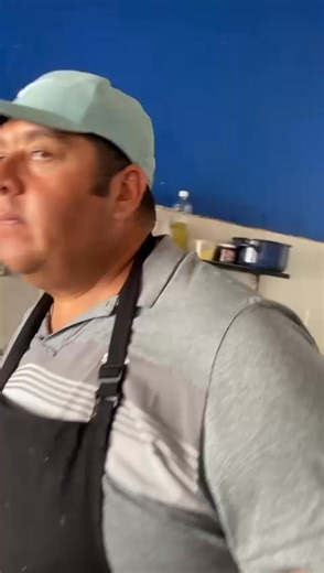 A la orden... Hoy rico ZARANDEADO...PULPO CAMARON PESCADO | Poly Hernandez Leon