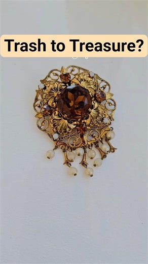 Vintage Brooch Restoration: Trash to Treasure! ✨️ #upcycling #jewelrymaking #shorts