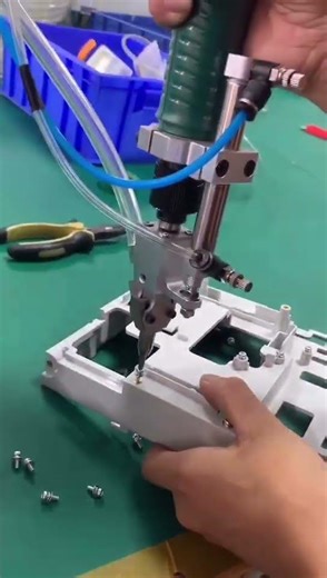 Automated machines，Automatic screw fastening machine #screw