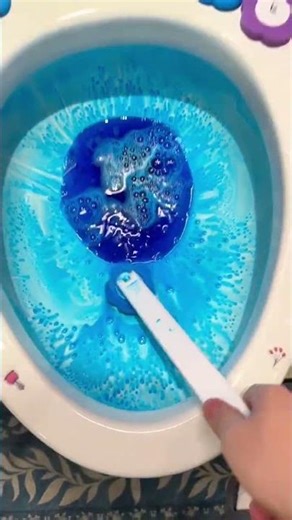 Toilet Cleaning Nightmare? This Disposable Hack Lets You Clean Without Touching Gross-Satisfying AF!