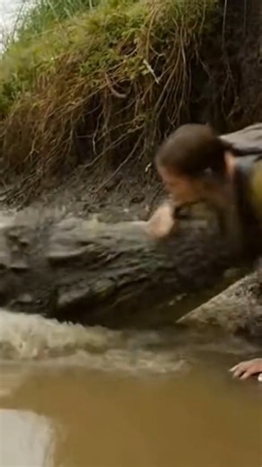 SECONDS TO LIVE! Water Mamba Venom: Jane’s Collapse #crocodile #jane