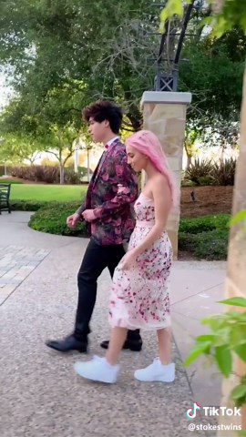 Stokes Twins (@stokestwins)’s videos with original sound - Stokes Twins | TikTok