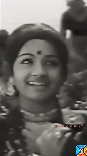 Hrudayasakhi Ninteyilam Kavilukal | 4K | Short | Alinganam | K J Yesudas |