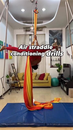 AIR STRADDLE CONDITIONING DRILLS 🔥 these silks drills help you work on all important parts of your straddle invert: pull, tuck, lean and drive! Save and try these for your next silks conditioning session ✨ Follow for more aerial conditioning tips like these 💓