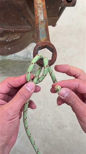 Simple knot binding techniques