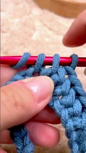 Easy textured crochet stitch 🧶 | short tutorial | satisfying crochet texture [Beginner]