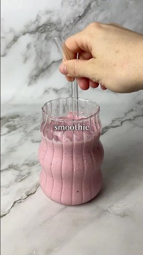 4/30 mon smoothie à la framboise 😋 Bon appétit !