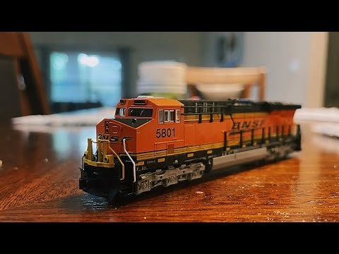 Kato N BNSF ES44AC Review