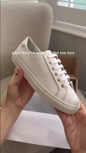 Modern, stylish trainers that are perfect for wide feet 👟 White trainers are a wardrobe staple