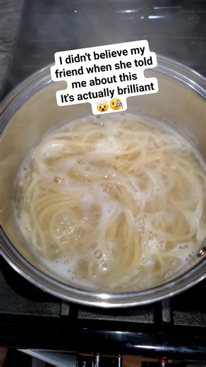 No more sticking🥸🤯 #overcooked #pasta #coldwater #helpful | Lea Robertson