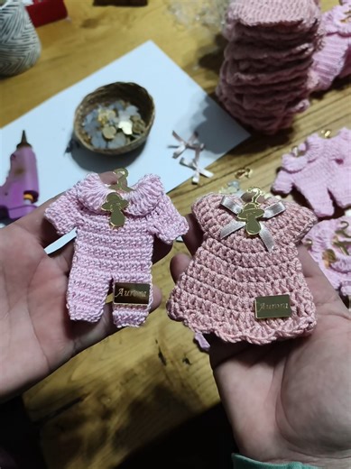 Handmade Baby Shower Favors: Order Your Custom Souvenirs