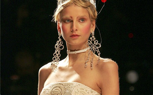 【VS字幕组】Christian Dior 迪奥2005春夏高定·全场高清