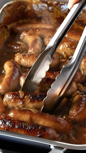 I've never cooked sausages this way before, but it's truly transformative! Full recipe 👇💬 | Easy Recipes