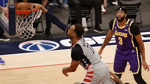 Lakers' Anthony Davis Status Against Nuggets