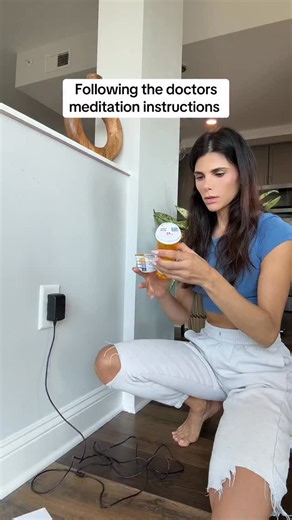 Nicole Pedra | How many do i take? How many times a day? With water? Before bed? 🤪 (the importance of taking your own notes) | Instagram