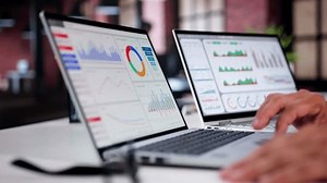 Análisis de datos del panel de: video de stock (totalmente libre de regalías) 3585445713 | Shutterstock