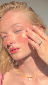 10K views · 41 reactions | @walkerash_ creates a sunset makeup look using— The Base Face Milk Super Serum Skin Tint SPF 40 NEW Sunshift Bronzer Multi-Stick in A Fine Romance + Dear Ruby NEW Lightshift Highlighter Limitless Lash Mascara Shop: https://iliabeauty.visitlink.me/guEdhZ | ILIA Beauty | Facebook
