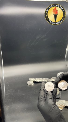 Money Metals on Instagram: "Stop Calling This a “Coin” (Silver Rounds vs Silver Coins) People ask us all the time: what’s the difference between a silver round and a silver coin? They look almost identical, they can both be traded, and they can both contain one troy ounce of fine silver—so why does the terminology matter? In this quick breakdown, we compare a private-mint silver round (Asahi) to a government-minted silver coin (American Silver Eagle) and explain the one key difference that separ