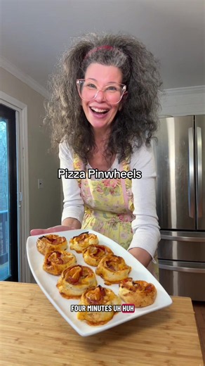 Quick and Easy Pizza Pinwheels Recipe