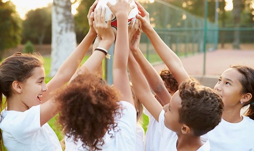 Should girls be able to play on boys’ teams? The positives and potential pitfalls for girls in mixed soccer - Player Development Project