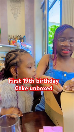 First 19th birthday cake unboxed #lifestyle #birthdaygirl #birthday