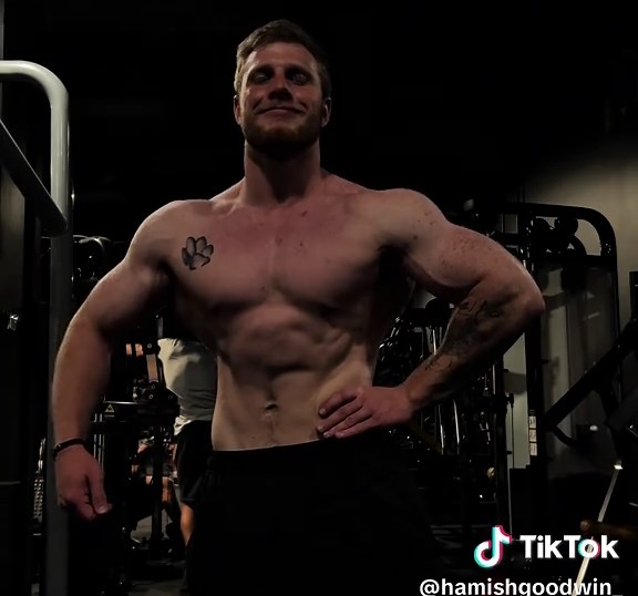 Men’s physique or Classic? #fyp #ifbb #ifbbaustralia #fitness #bodybuiling