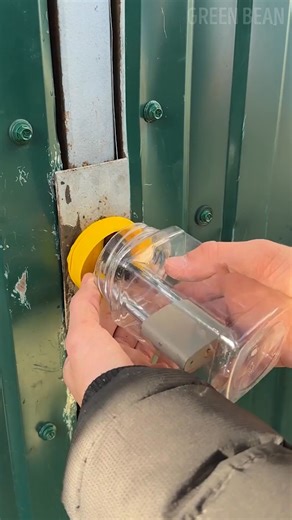 The Easiest Way to Protect Your Lock from Rust ♻️ | Green Bean