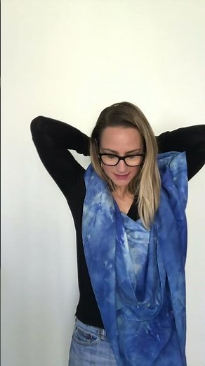One of the easiest: how to tie a large scarf