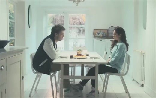 例子-'启动'（官方视频）Example-'Kickstarts'(Official Video)