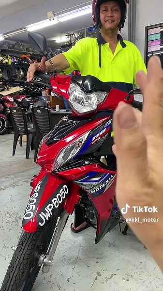 MODENAS KRISS 110 Disc Brake #kklmotor #modenas #modenaskriss110 #modenaskriss #krissmodenasclub #modenasmalaysia #kriss110masihpadu #kedaimotorjb #kedaimotorjohor #kedaimotormurah @KIM KIT LEE MOTOR
