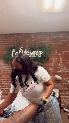 Full Brazilian Wax in Less Than 10 Minutes