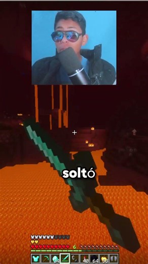 Los mobs me tiran cosas OP y duplicadas en MINECRAFT #minecraft#feedshorts