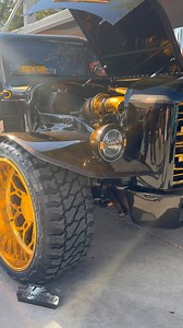 The SEMA Show is locked and loaded and this black and gold perfection from Six 12 Auto Worx is bringing some serious heat - this Dodge showpiece — carbon, custom, and completely over the top is pure SEMA - this is going to be an awesome week. #SEMA 2025 #SEMAShow #Six12AutoWorx #CustomDodge #ShowTruck #BuilderShowStopper | Kruzinusa