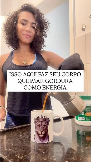Café com óleo de coco: por que pode ajudar ou atrapalhar o emagrecimento