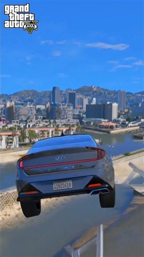 Can this Hyuandai Sonata Survive in GTA V? #shorts #gtav #gamingshorts