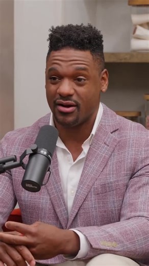 Cranial Cruciate Ligament (CCL) tears of dogs are similar to ACL tears in humans. This can cause pain and inflammation of the stifle joints (knee of the hind legs) and requires immediate veterinary… | William Aqeel, DVM