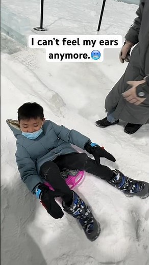 Snow in Bangkok, Thailand? 🇹🇭 Great day at Ice Magic Snow Park🏂