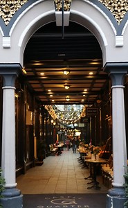 Cardiff's Victorian shopping arcades are feeling festive! They are the perfect place to explore independent shops and find unique gifts 🎁 for family and friends this Christmas! | Cardiff University International Students