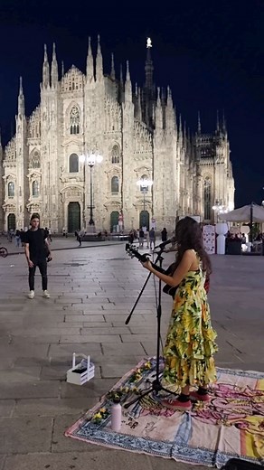 Artisti di Strada in Piazza Duomo | Milano in Festa di Ugo Dalla Pria