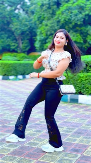 Galat baat hai 😛 || Arundhuti official || #shorts #dance #viral #1million