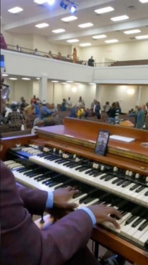 Playing I almost let go (Organ) #officialjls #gospel #kurtkarr #ialmostletgo