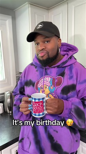 It’s my birthday say nice things to me! 🥺👉🏾👈🏾 | it ' s my birthday