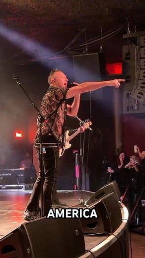 Super Diamond - America (by Neil Diamond) (LIVE) (4K) - Seattle, WA - The Showbox