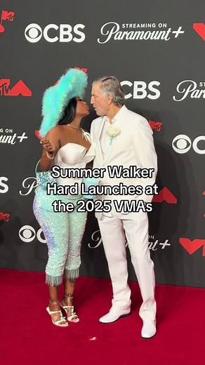 Summer Walker Makes Red Carpet Debut at 2025 VMAs