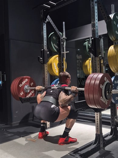 Sentadilla y Powerlifting: Motivación para Levantar Pesas