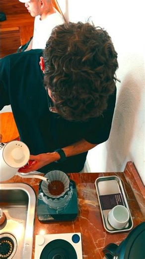 Origami Dripper: the perfect dripper to make coffee #handbrew #pourover #coffee #barista #origami