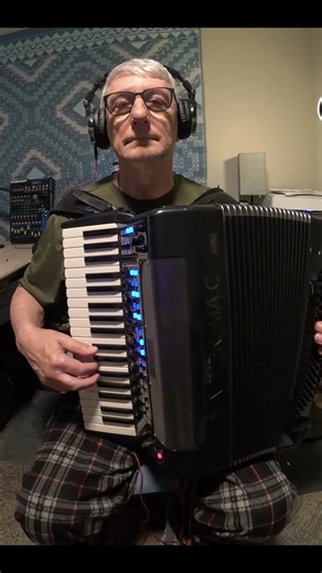 Korg FISA SUPREMA performs The Platters 'Twilight Time' #classiccovers #keyboardmusic