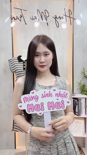 4 comments | Mừng sinh nhật MEI MEI cùng chờ đón phiên live stream siêu hấp dẫn vào 20h tối nay nha các chị iu #sieupham #vayxinh #sieusale #meimei #hongmaitranstore | Mei Store 98c Chiến Thắng | Facebook
