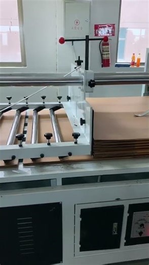 SemiAutomaticGluingMachine