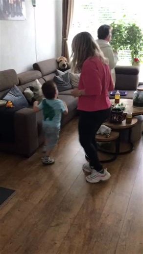 Sprong in het verleden… 3 jaar en 4 maanden geleden. Life brings tears, smiles and memories The tears dry, the smiles fade, But the memories live on forever💜 #blessedandgrateful | Daphne Veldhuizen